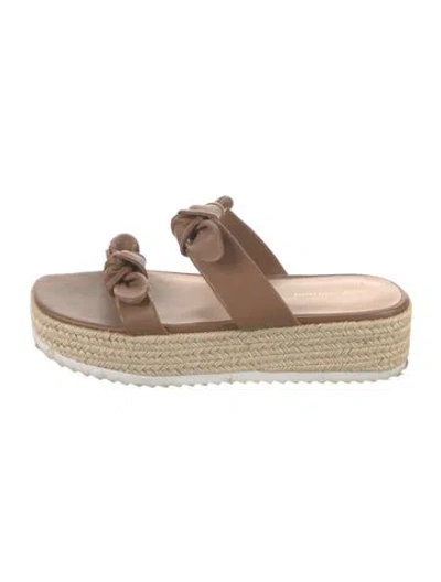 Pre-owned Stuart Weitzman Leather Bow Accents Slides In Neutrals/white