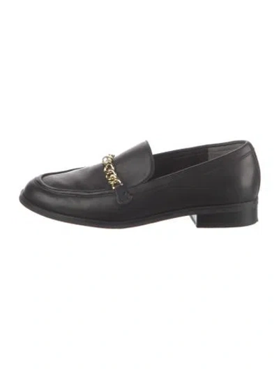 Pre-owned Stuart Weitzman Leather Chain-link Accents Loafers In Black