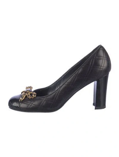 Pre-owned Stuart Weitzman Leather Chain-link Accents Pumps In Multi
