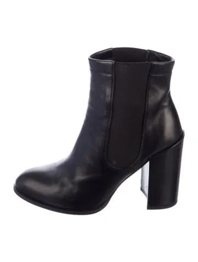 Pre-owned Stuart Weitzman Leather Chelsea Boots In Black