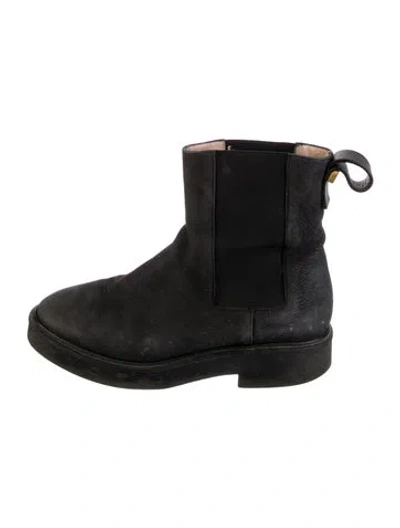 Pre-owned Stuart Weitzman Leather Chelsea Boots In Black
