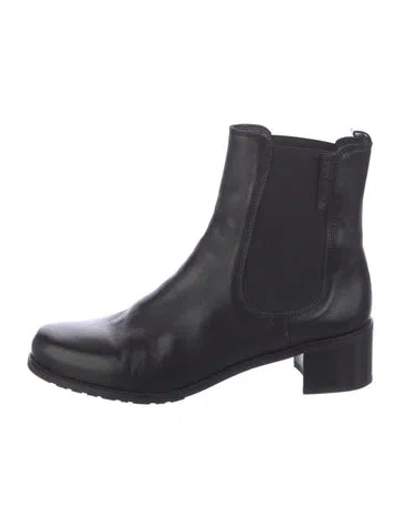 Pre-owned Stuart Weitzman Leather Chelsea Boots In Black