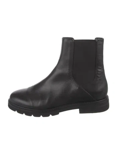 Pre-owned Stuart Weitzman Leather Chelsea Boots In Black