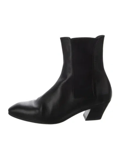 Pre-owned Stuart Weitzman Leather Chelsea Boots In Black