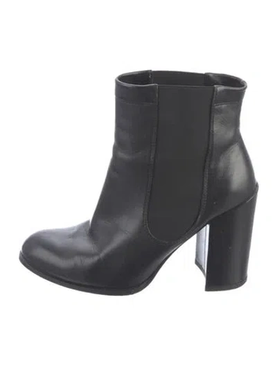 Pre-owned Stuart Weitzman Leather Chelsea Boots In Black
