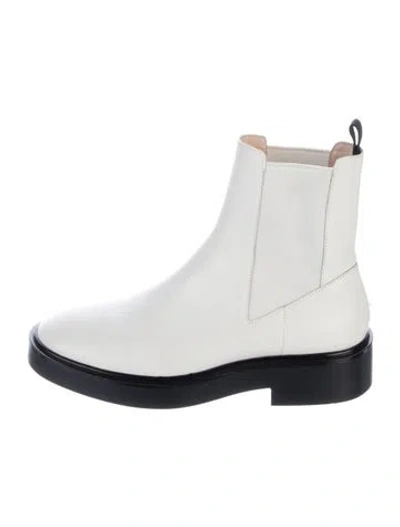 Pre-owned Stuart Weitzman Leather Chelsea Boots In White