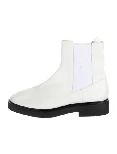 Pre-owned Stuart Weitzman Leather Chelsea Boots In White