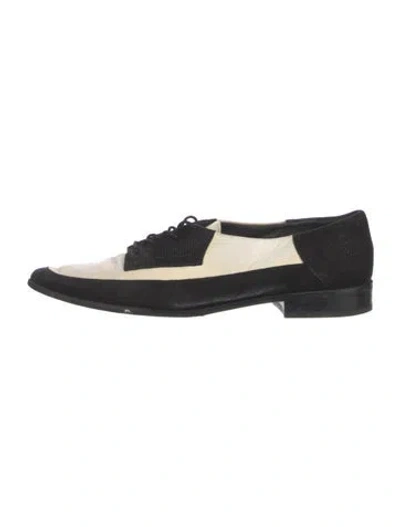 Pre-owned Stuart Weitzman Leather Colorblock Pattern Oxfords In Black