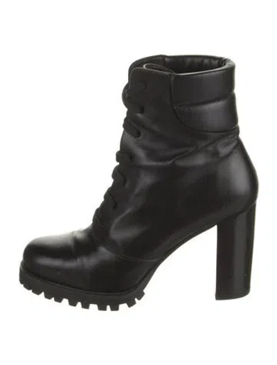 Pre-owned Stuart Weitzman Leather Combat Boots In Black