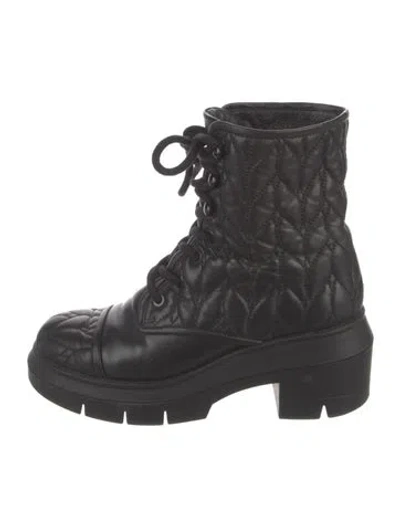 Pre-owned Stuart Weitzman Leather Combat Boots In Black