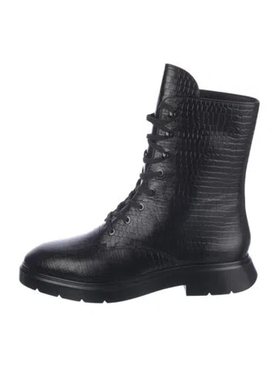 Pre-owned Stuart Weitzman Leather Combat Boots In Black