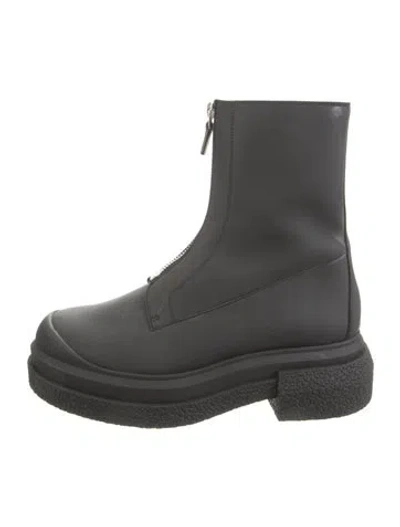 Pre-owned Stuart Weitzman Leather Combat Boots In Black