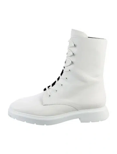 Pre-owned Stuart Weitzman Leather Combat Boots In White