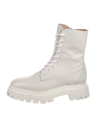 Pre-owned Stuart Weitzman Leather Combat Boots In White