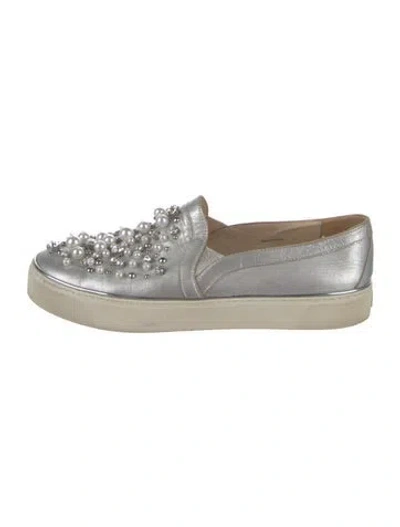 Pre-owned Stuart Weitzman Leather Crystal Embellishments Sneakers