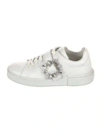 Pre-owned Stuart Weitzman Leather Crystal Embellishments Sneakers In White