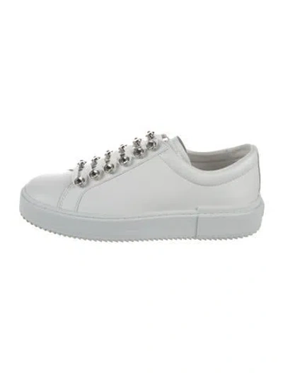 Pre-owned Stuart Weitzman Leather Crystal Embellishments Sneakers In White