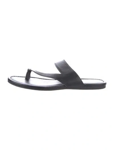 Pre-owned Stuart Weitzman Leather Flip Flops In Black