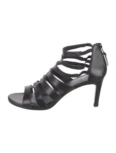 Pre-owned Stuart Weitzman Leather Gladiator Sandals In Black