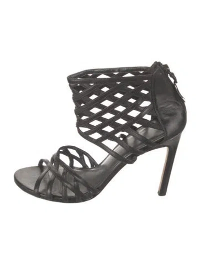 Pre-owned Stuart Weitzman Leather Gladiator Sandals In Black