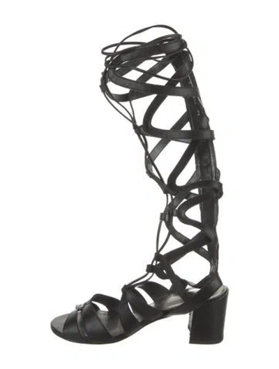 Pre-owned Stuart Weitzman Leather Gladiator Sandals In Black