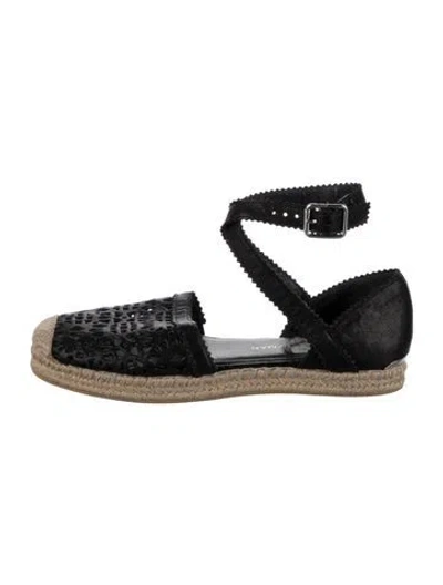 Pre-owned Stuart Weitzman Leather Lace Pattern Espadrilles In Black