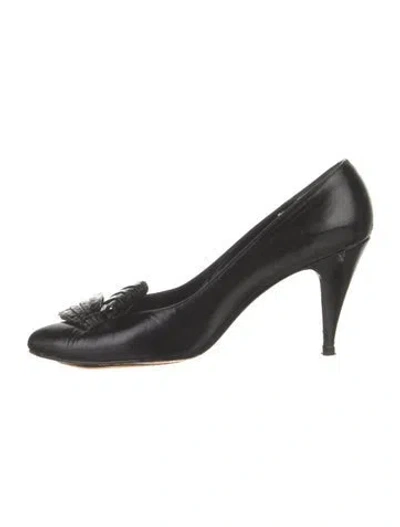 Pre-owned Stuart Weitzman Leather Leather Trim Embellishment Pumps In Black