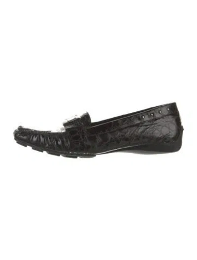 Pre-owned Stuart Weitzman Leather Loafers In Black