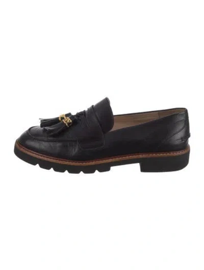 Pre-owned Stuart Weitzman Leather Loafers In Black