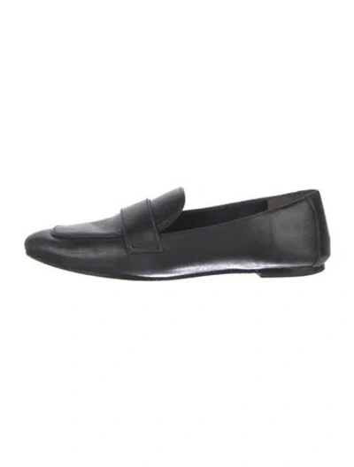 Pre-owned Stuart Weitzman Leather Loafers In Black