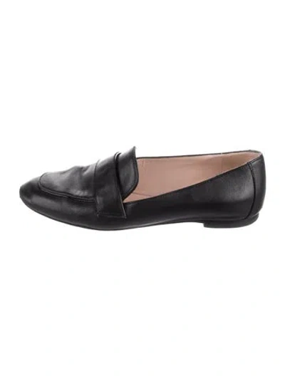 Pre-owned Stuart Weitzman Leather Loafers In Black