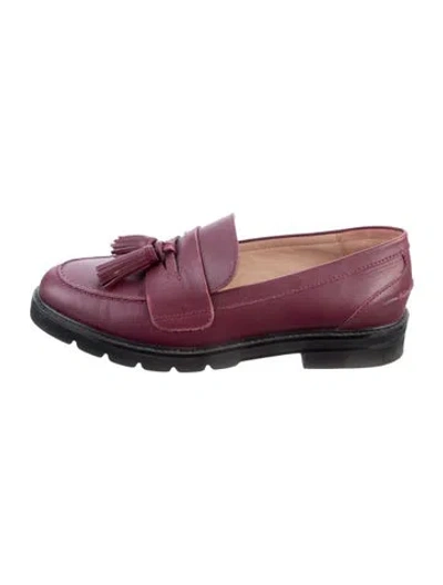 Pre-owned Stuart Weitzman Leather Loafers In Burgundy