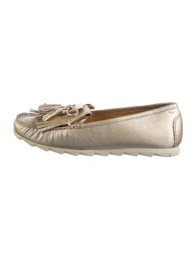 Pre-owned Stuart Weitzman Leather Loafers In Gold