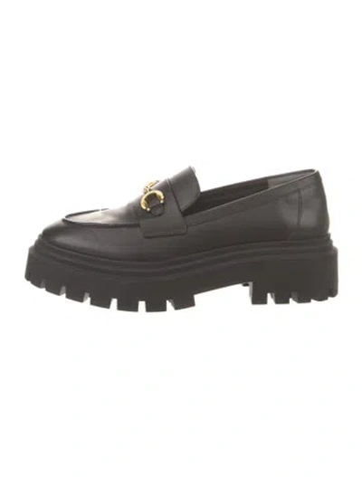 Pre-owned Stuart Weitzman Leather Loafers In Gray