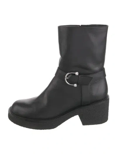 Pre-owned Stuart Weitzman Leather Moto Boots In Black