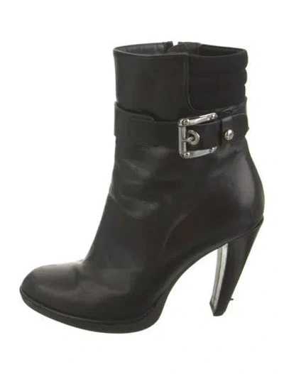 Pre-owned Stuart Weitzman Leather Moto Boots In Black