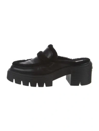 Pre-owned Stuart Weitzman Leather Mules In Black