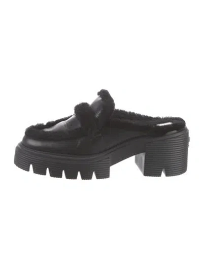 Pre-owned Stuart Weitzman Leather Mules In Black