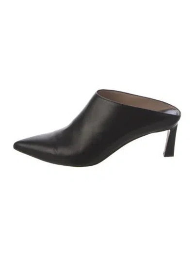Pre-owned Stuart Weitzman Leather Mules In Black