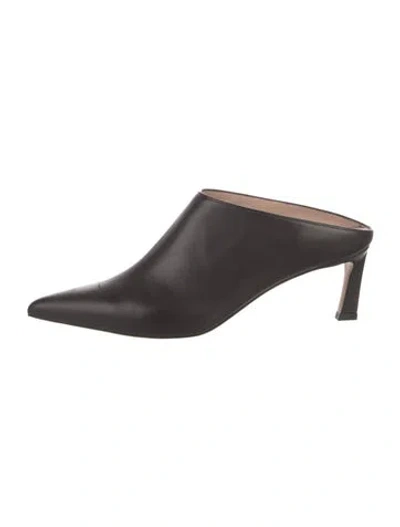 Pre-owned Stuart Weitzman Leather Mules In Black
