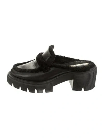 Pre-owned Stuart Weitzman Leather Mules In Black/green