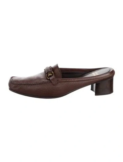 Pre-owned Stuart Weitzman Leather Mules In Brown