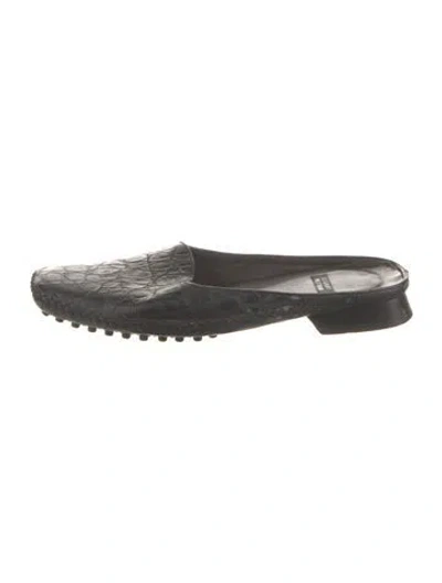 Pre-owned Stuart Weitzman Leather Mules In Gray