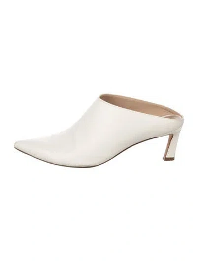 Pre-owned Stuart Weitzman Leather Mules In Neutrals