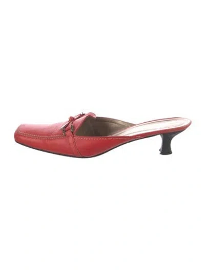 Pre-owned Stuart Weitzman Leather Mules In Red