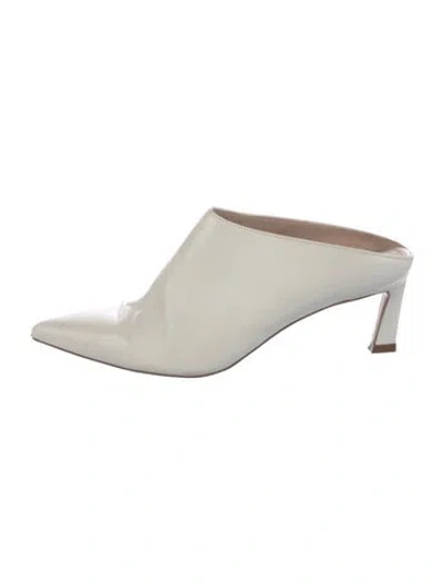 Pre-owned Stuart Weitzman Leather Mules In White