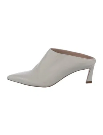 Pre-owned Stuart Weitzman Leather Mules In White