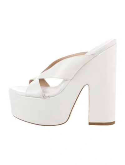 Pre-owned Stuart Weitzman Leather Mules In White