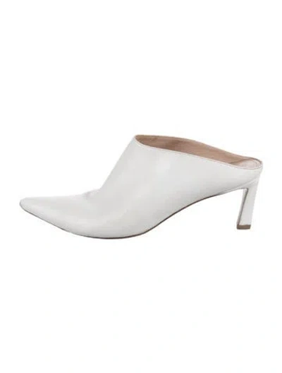 Pre-owned Stuart Weitzman Leather Mules In White