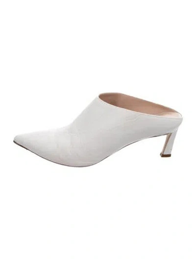 Pre-owned Stuart Weitzman Leather Mules In White